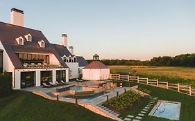 Inns Of Aurora Resort & Spa